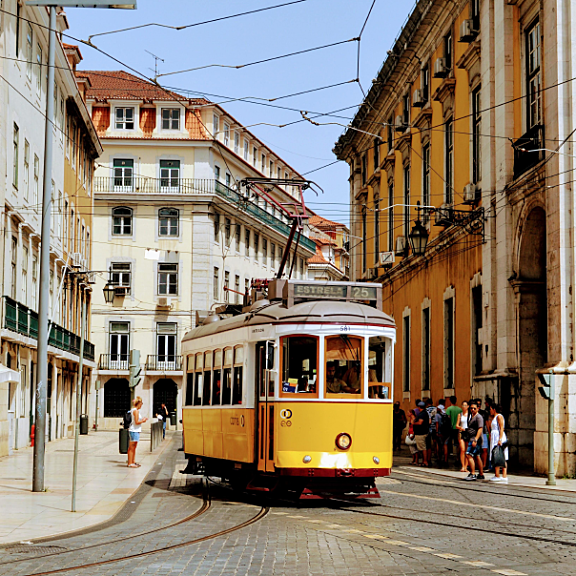 Portugal travel expenses smalll